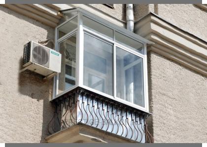 Холодное остекление балкона алюминиевыми окнами с металлической крышей Долгопрудном