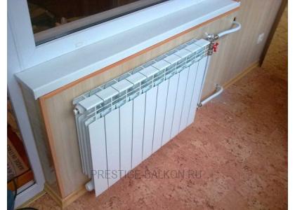 Теплое остекление балкона пластиковыми окнами и установкой масляного обогревателя в Долгопрудном