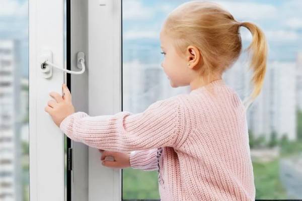 Остекление балконов в Долгопрудном